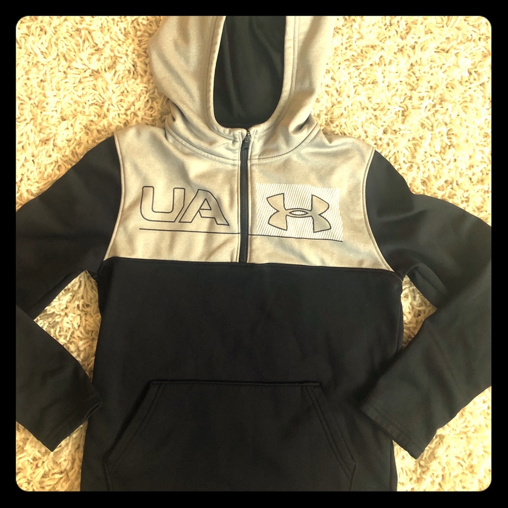 NWOT boys size Medium Under Armour hoodie